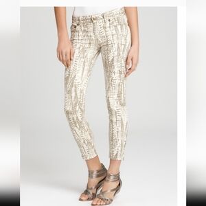 FRee People Feather Print Jeans Ankle Zip Size 30